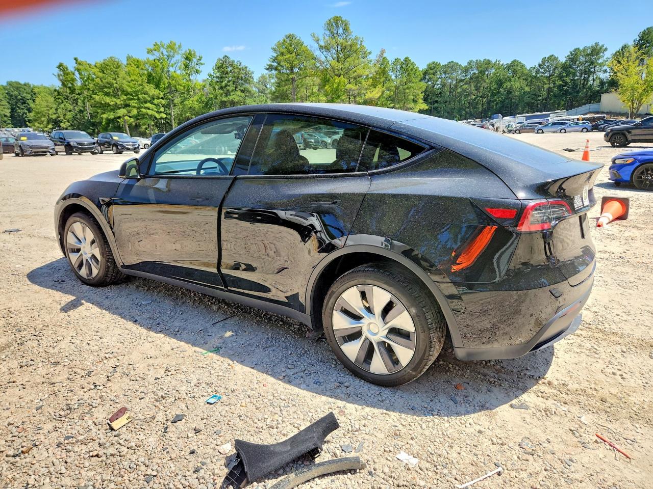 7SAYGDEE4RA250673 · 2024 TESLA MODEL Y · 2/12