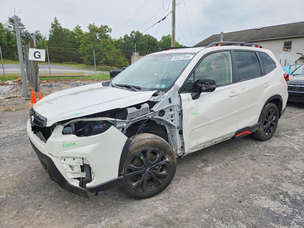2021 SUBARU FORESTER