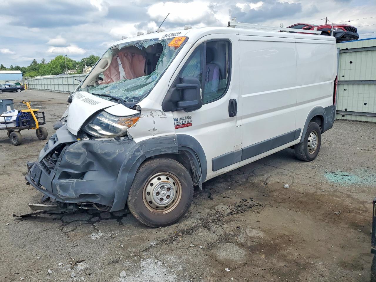 3C6TRVAG8JE155987 · 2018 RAM PROMASTER 1500