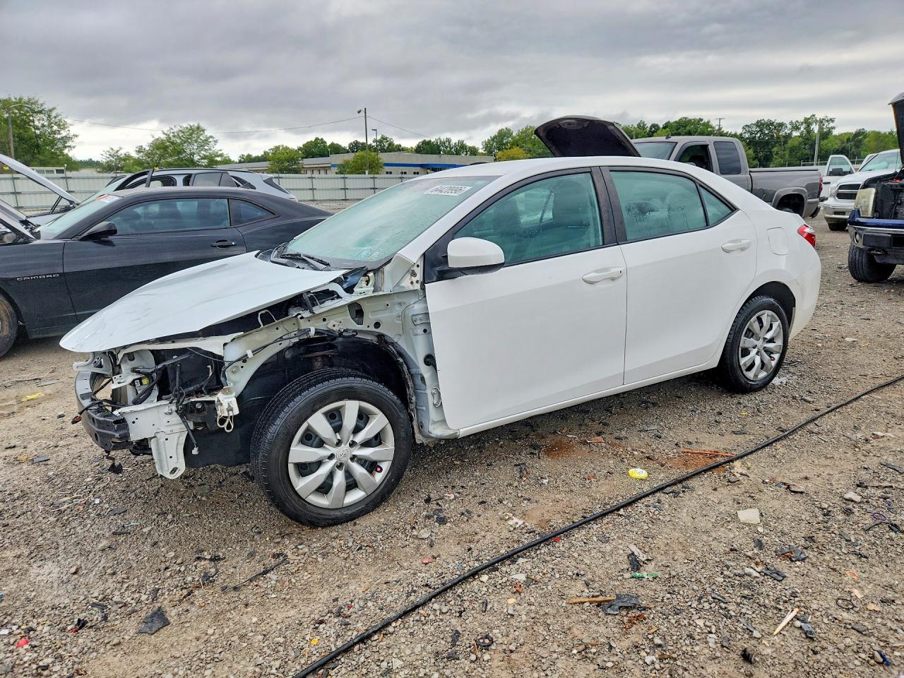 2T1BURHE8FC241353 · 2015 TOYOTA COROLLA