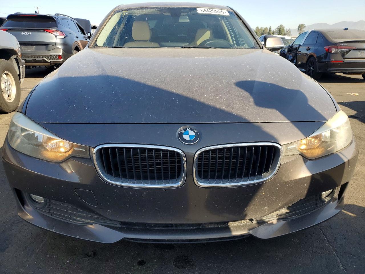 WBA3B1C50FP831838 · 2015 BMW 320 · 5/12