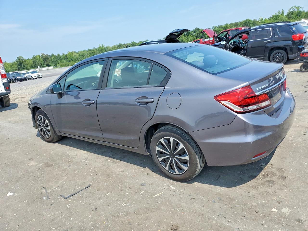 19XFB2F58FE258883 · 2015 HONDA CIVIC · 2/12
