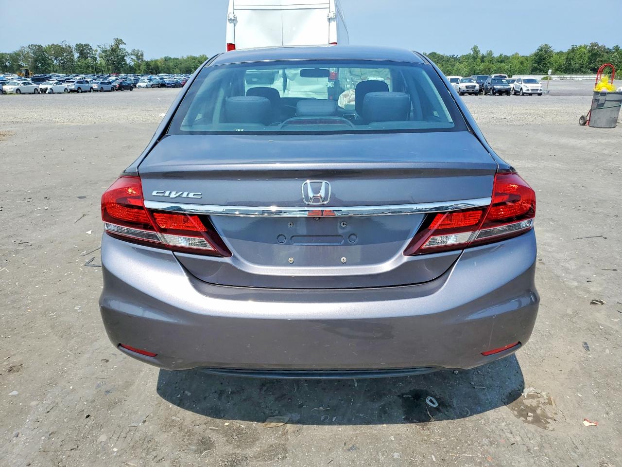 19XFB2F58FE258883 · 2015 HONDA CIVIC · 6/12
