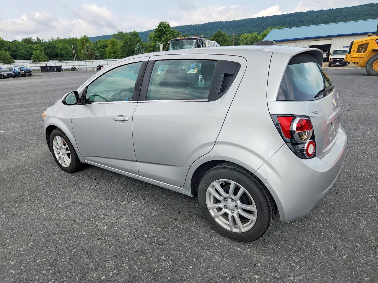 1G1JC6SB3G4101736 · 2016 CHEVROLET SONIC · 2/12