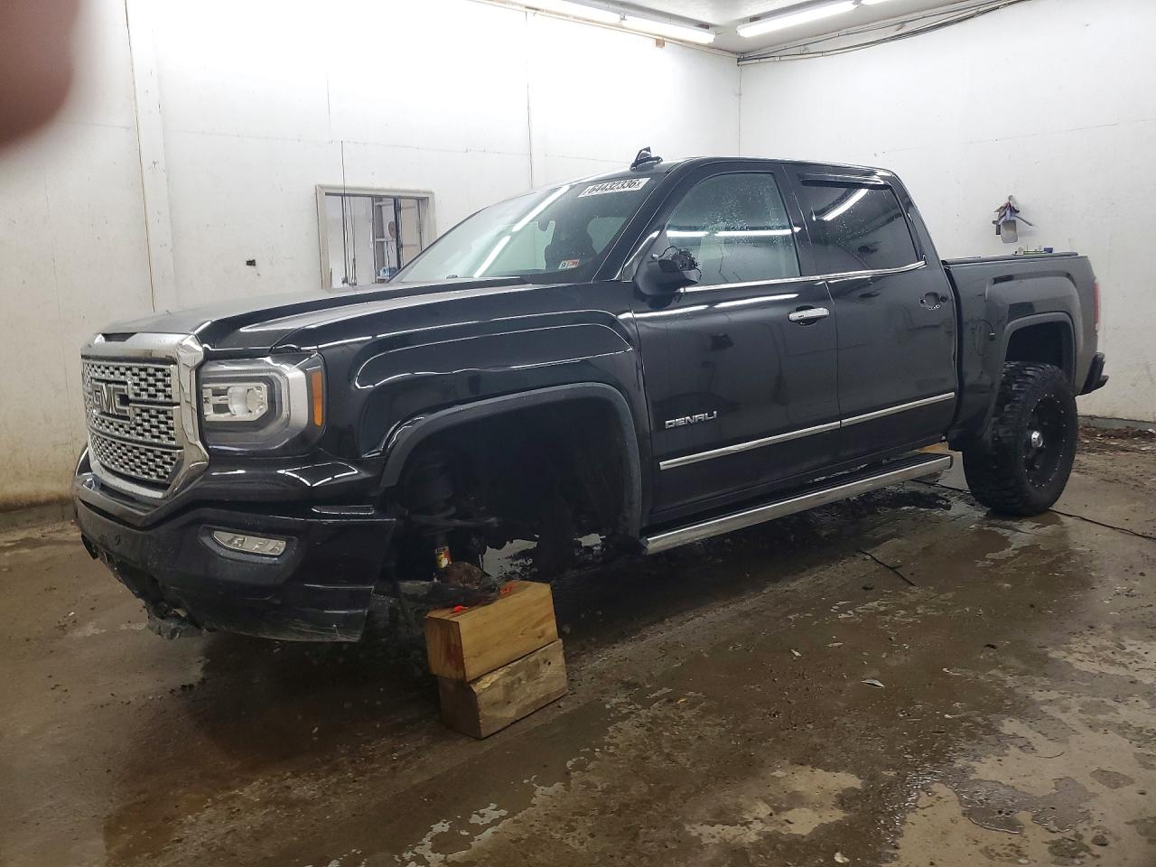 3GTU2PEJXJG481474 · 2018 GMC SIERRA