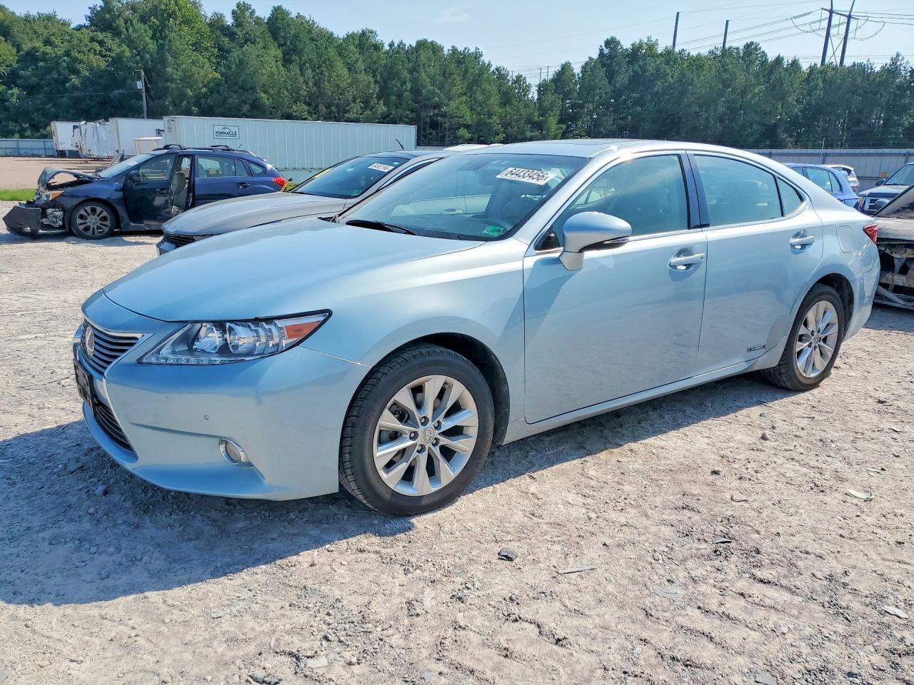 JTHBW1GG8D2034115 · 2013 LEXUS ES