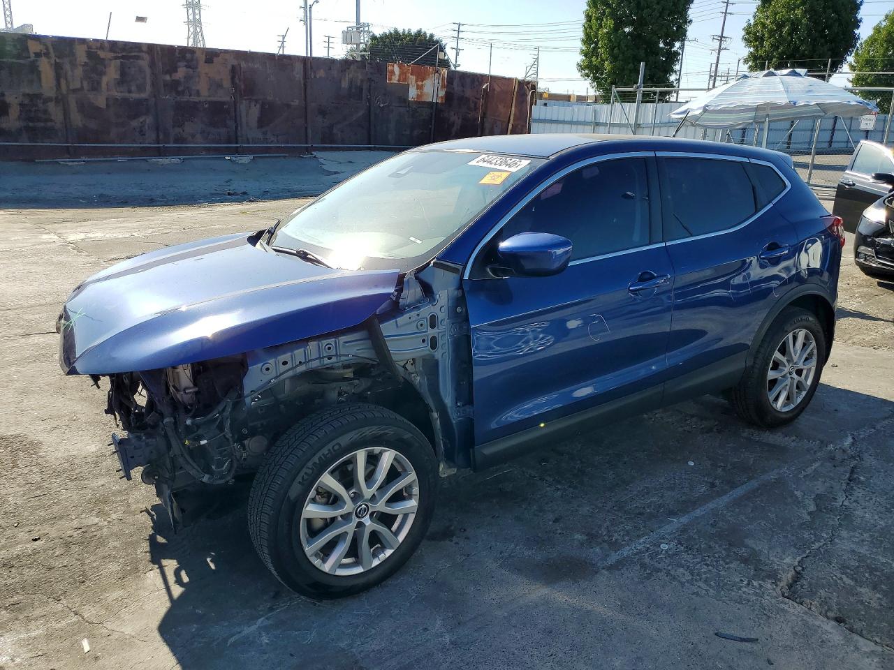 JN1BJ1AV8NW343152 · 2022 NISSAN ROGUE SPORT