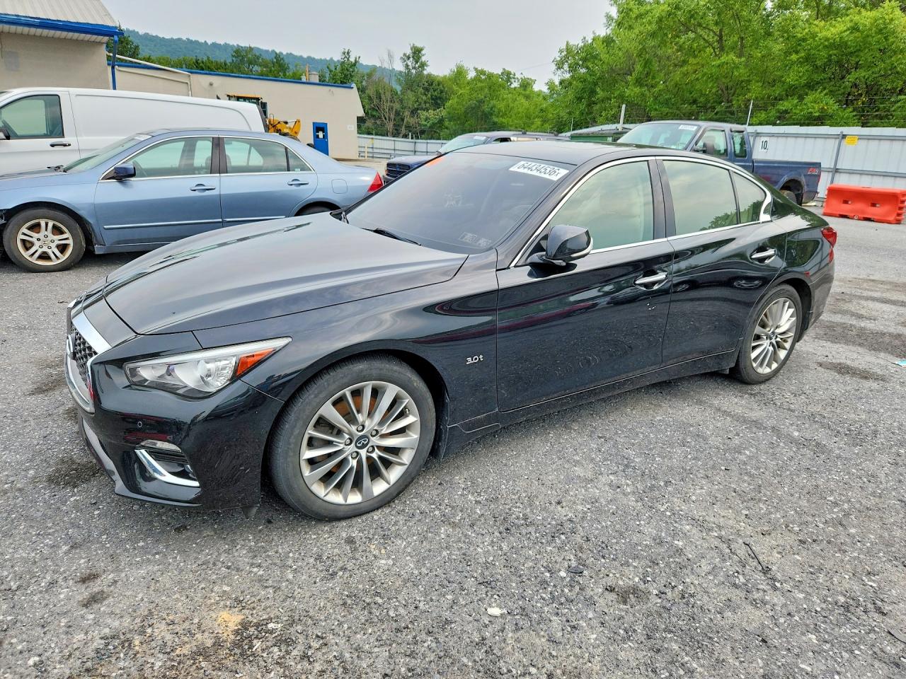 JN1EV7AR3JM430020 · 2018 INFINITI Q50