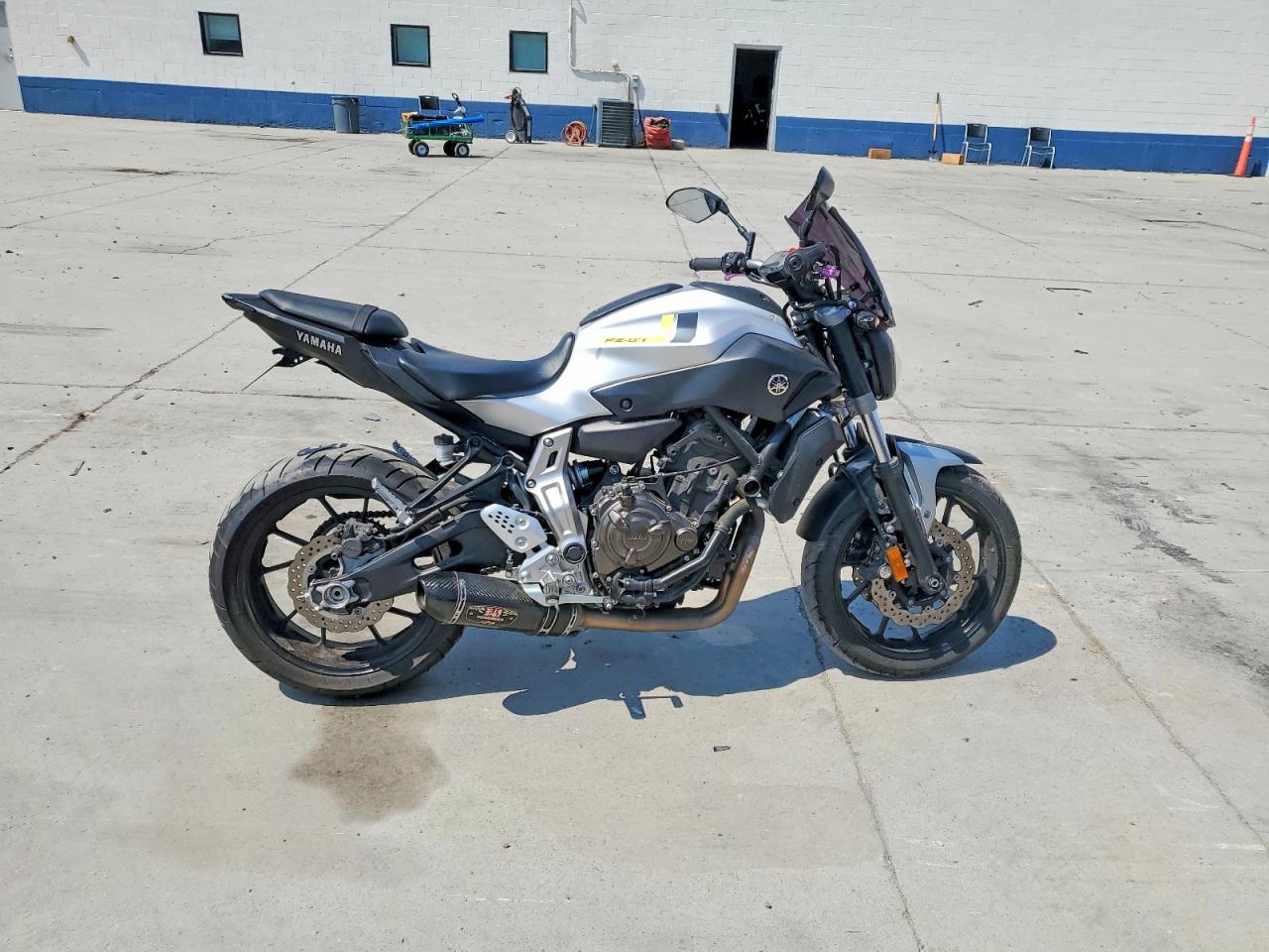 2017 YAMAHA FZ07