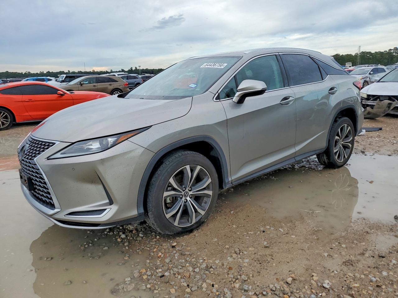 2T2HZMAA7MC195626 · 2021 LEXUS RX
