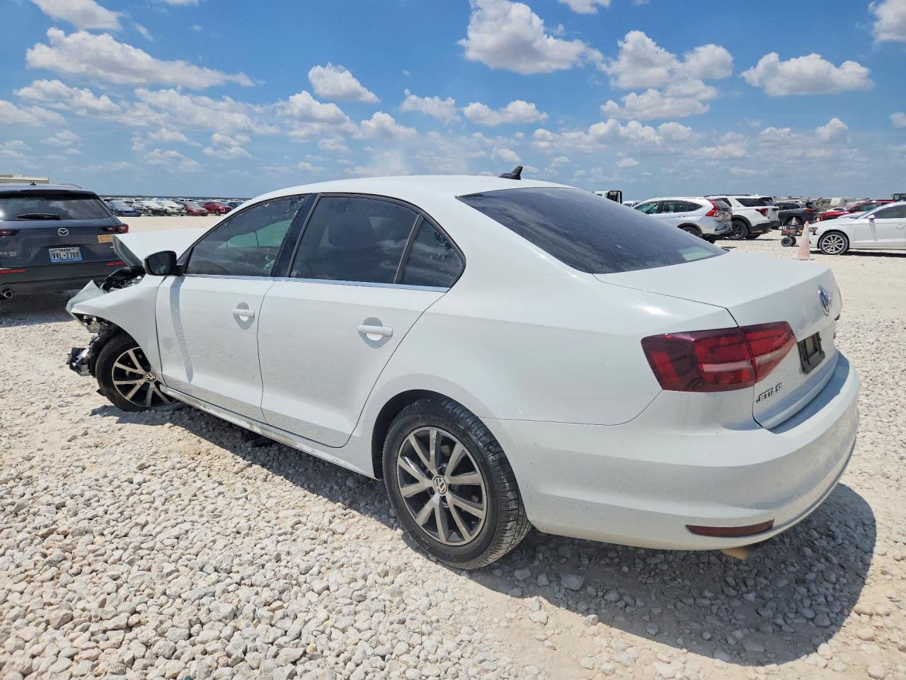 3VWDB7AJ2HM363241 · 2017 VOLKSWAGEN JETTA · 2/13