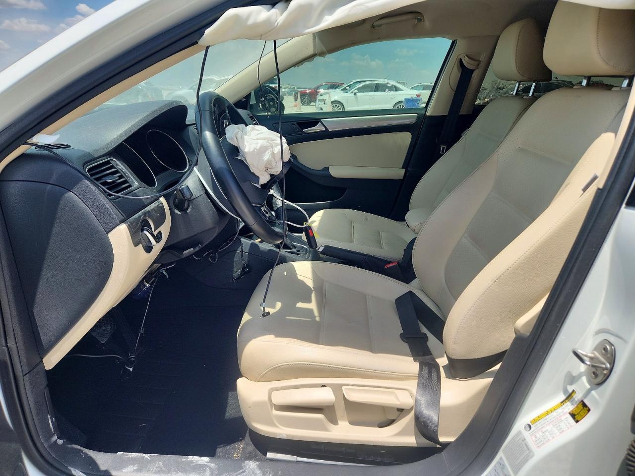 3VWDB7AJ2HM363241 · 2017 VOLKSWAGEN JETTA · 7/13