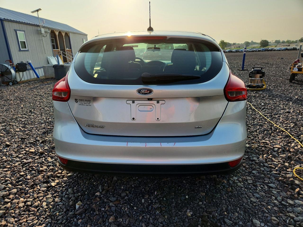 1FADP3K2XJL322101 · 2018 FORD FOCUS · 6/12
