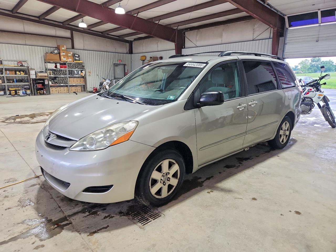 5TDZK23C39S278050 · 2009 TOYOTA SIENNA