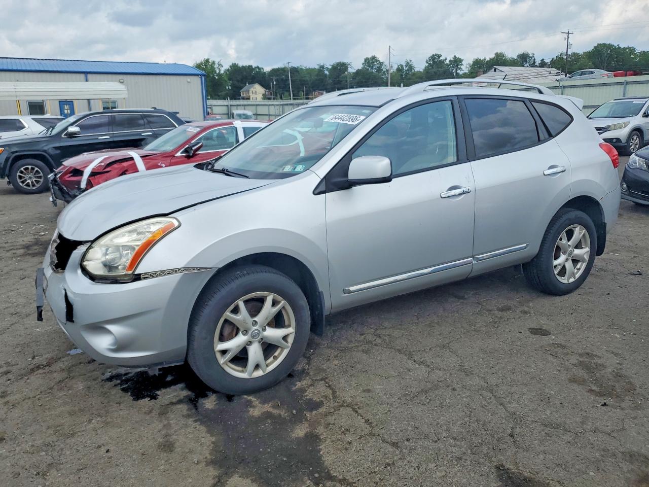 JN8AS5MV5BW254776 · 2011 NISSAN ROGUE