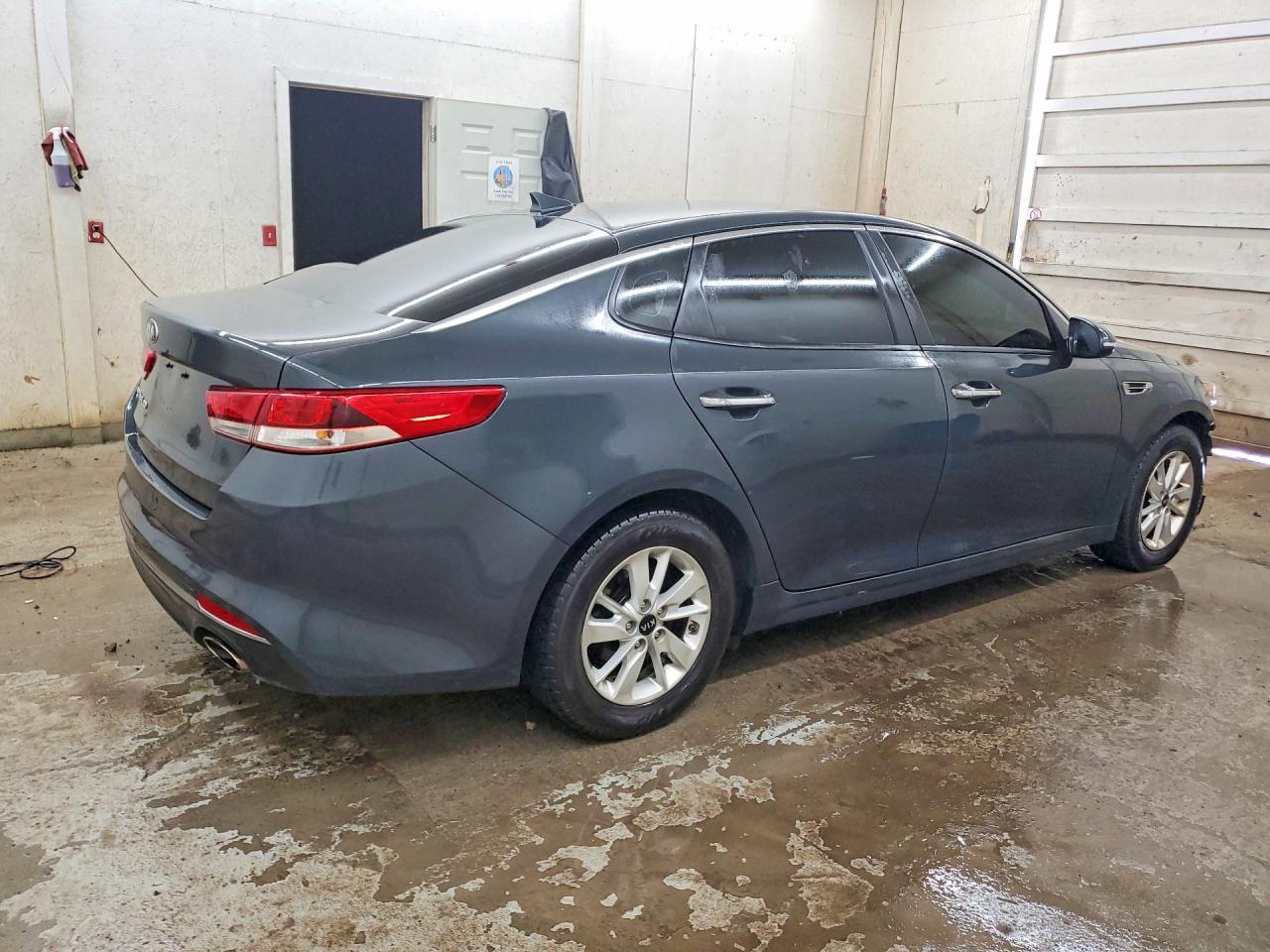 KNAGT4L33G5079189 · 2016 KIA OPTIMA · 3/13