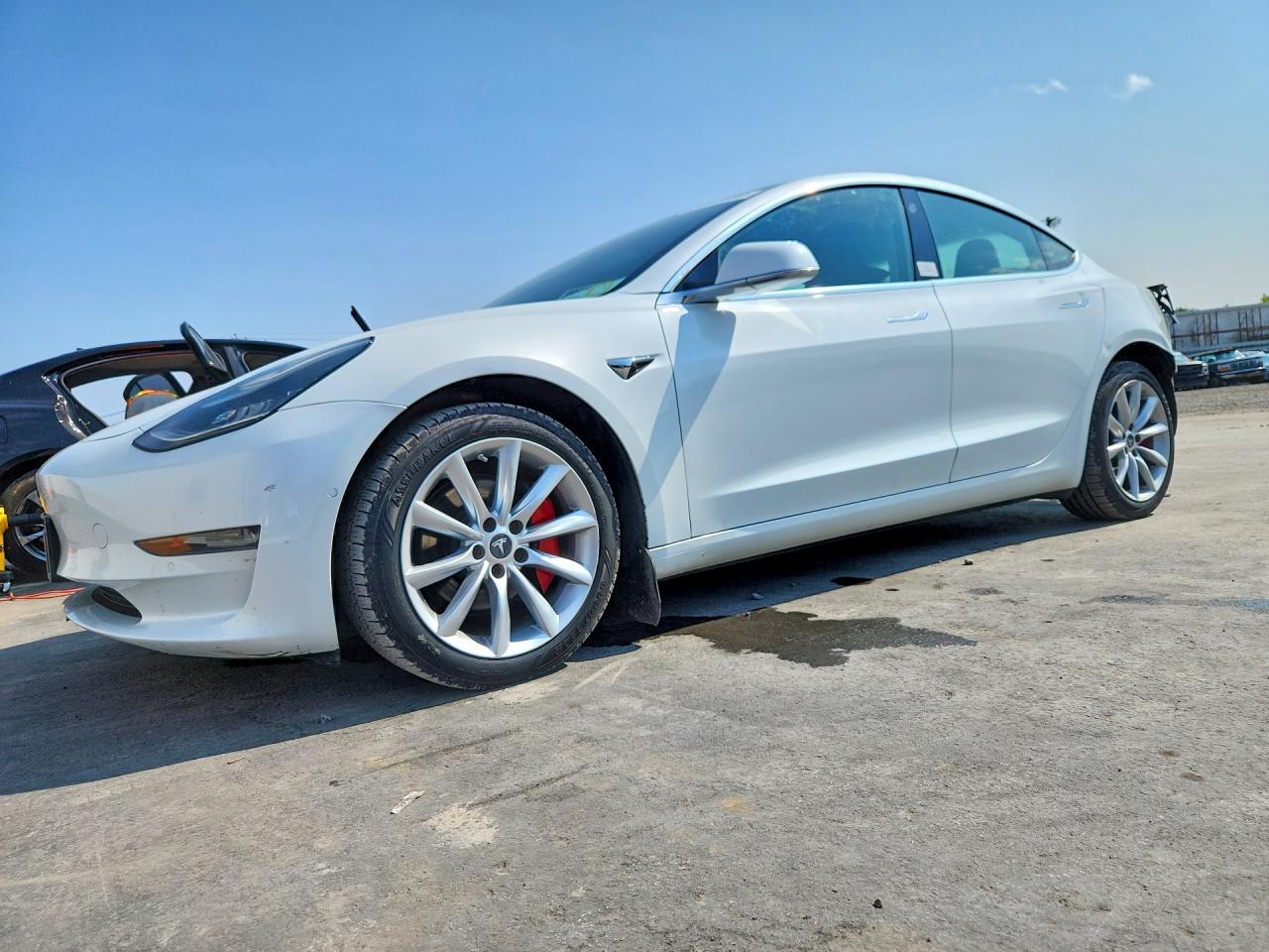 5YJ3E1EB4LF618233 · 2020 TESLA MODEL 3
