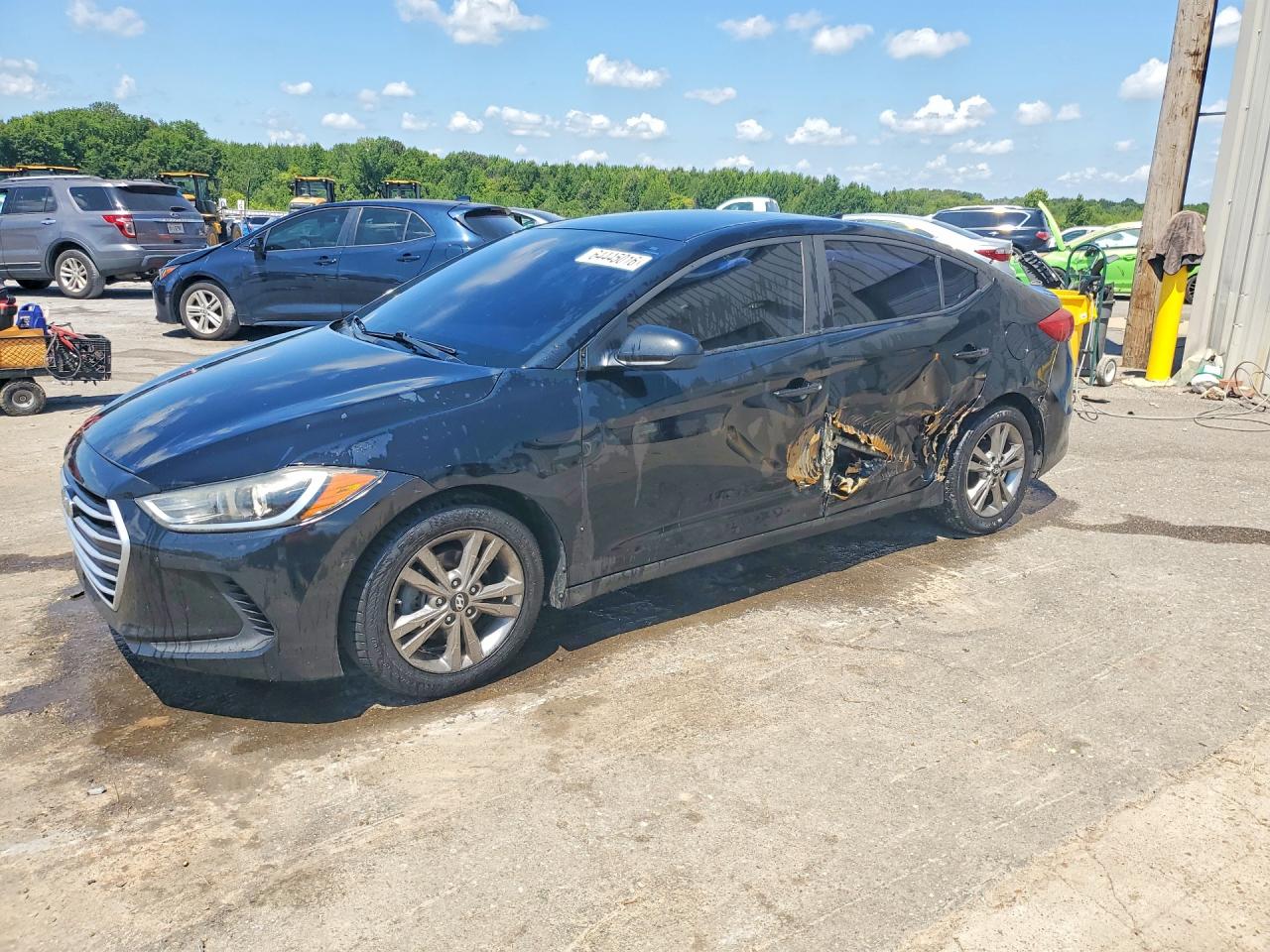 KMHD84LF9HU074857 · 2017 HYUNDAI ELANTRA