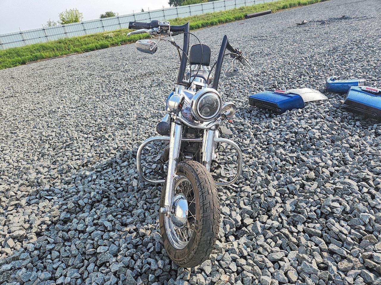 1HD1BWB196Y087915 · 2006 HARLEY-DAVIDSON FLSTCI · 2/10
