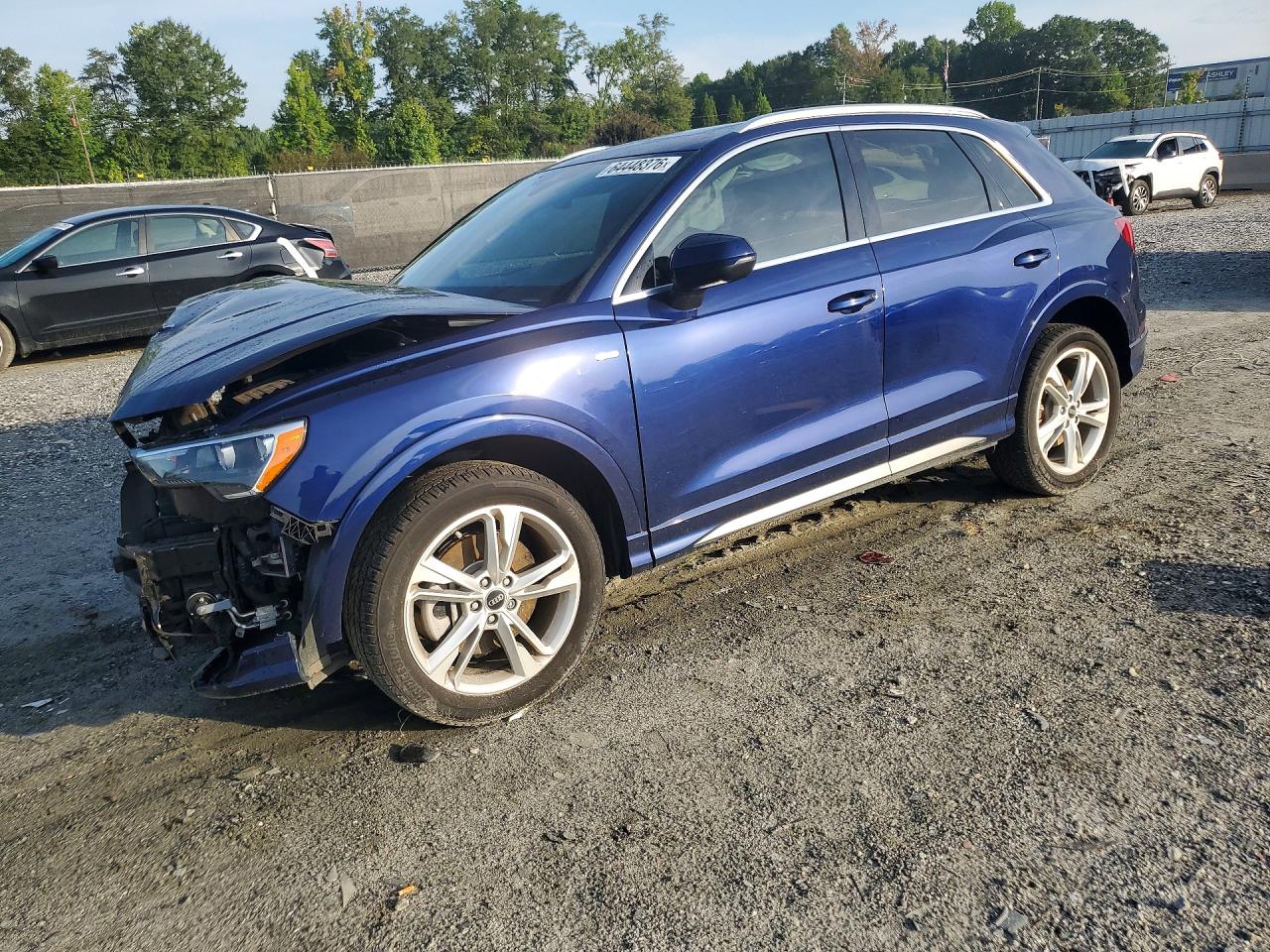 WA1DECF31N1047619 · 2022 AUDI Q3