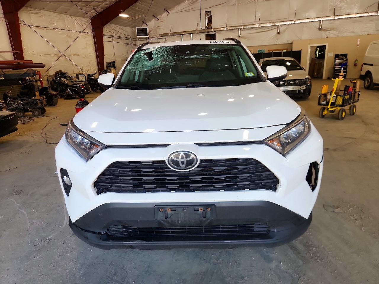 2T3P1RFVXKW034691 · 2019 TOYOTA RAV4 · 5/13