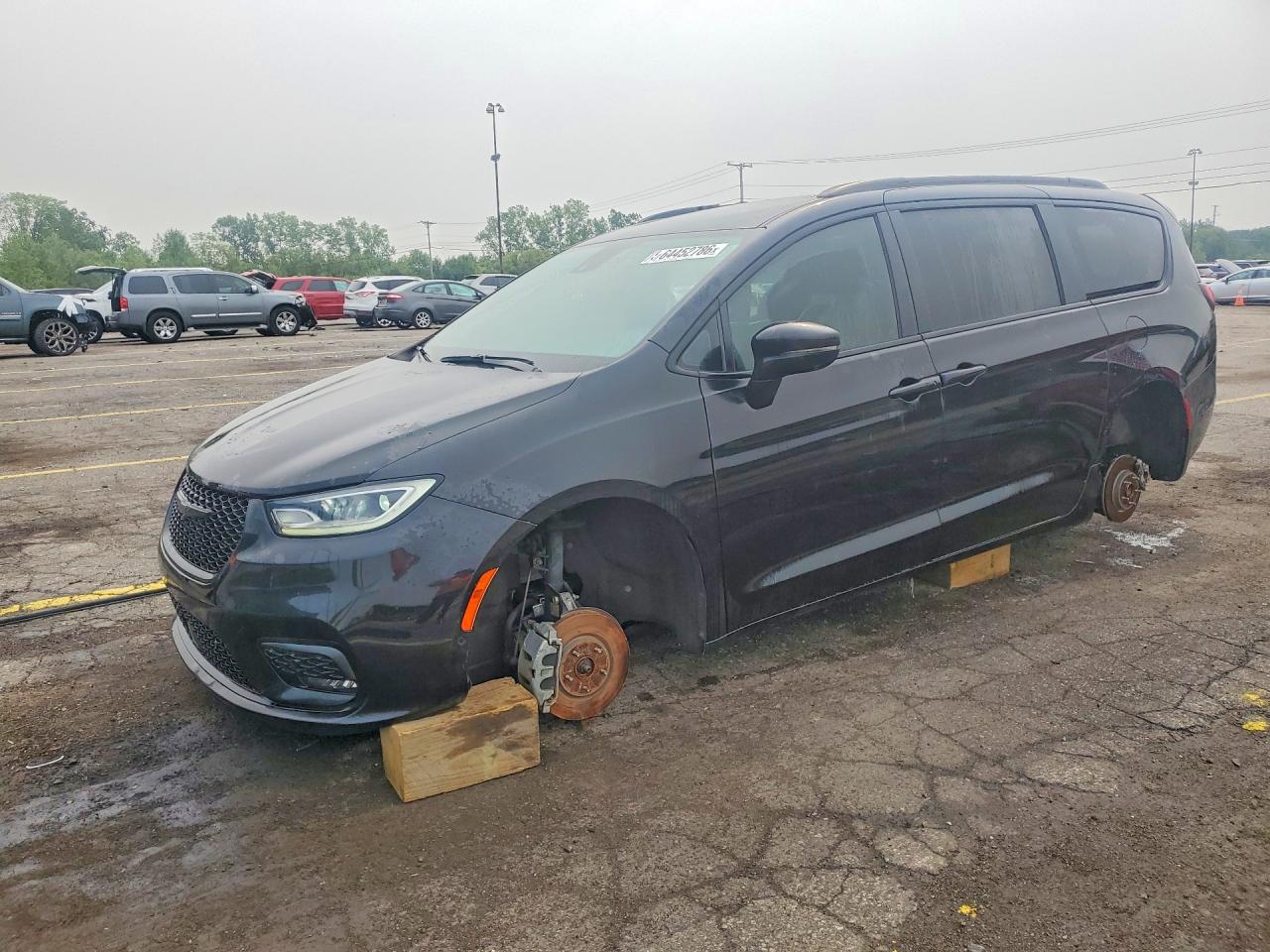 2C4RC1BGXMR560957 · 2021 CHRYSLER PACIFICA