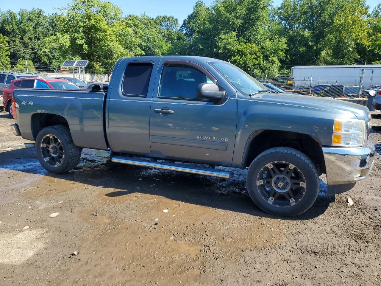 1GCRKSE78DZ132427 · 2013 CHEVROLET SILVERADO · 4/12