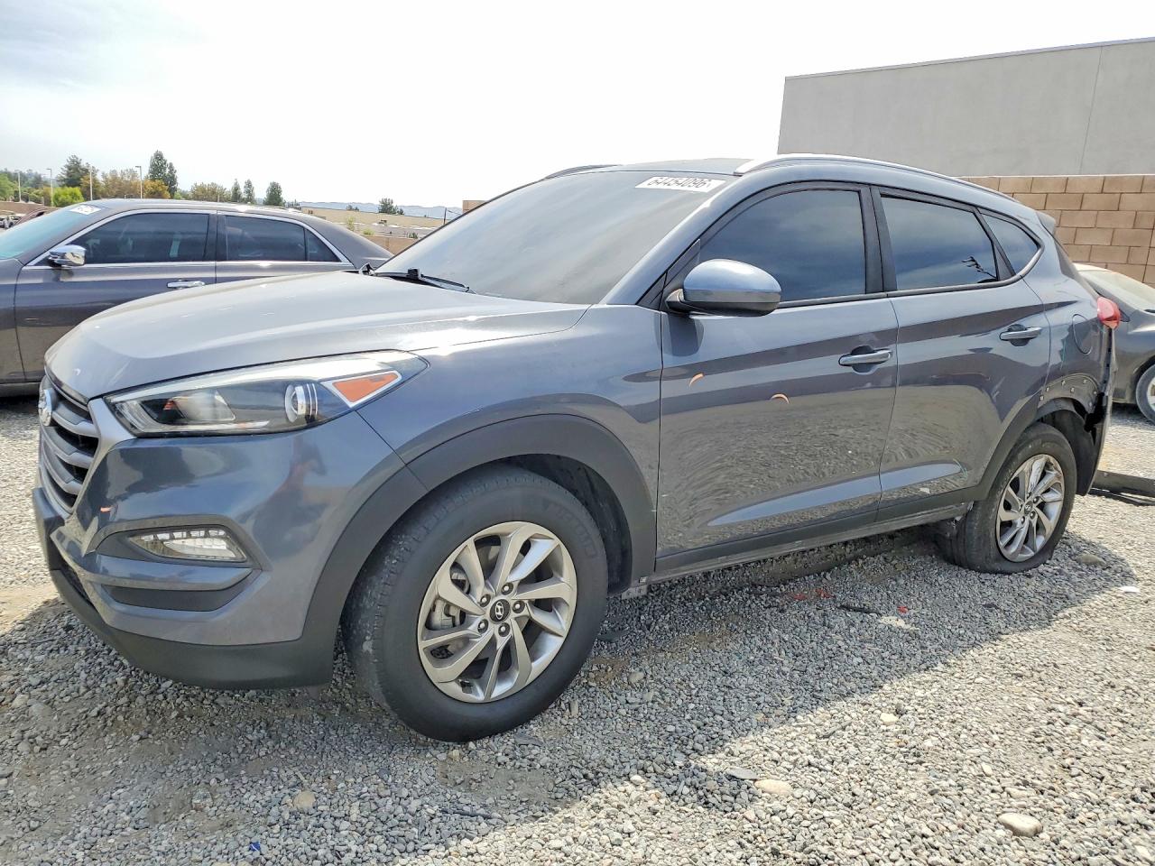 KM8J33A42JU684134 · 2018 HYUNDAI TUCSON