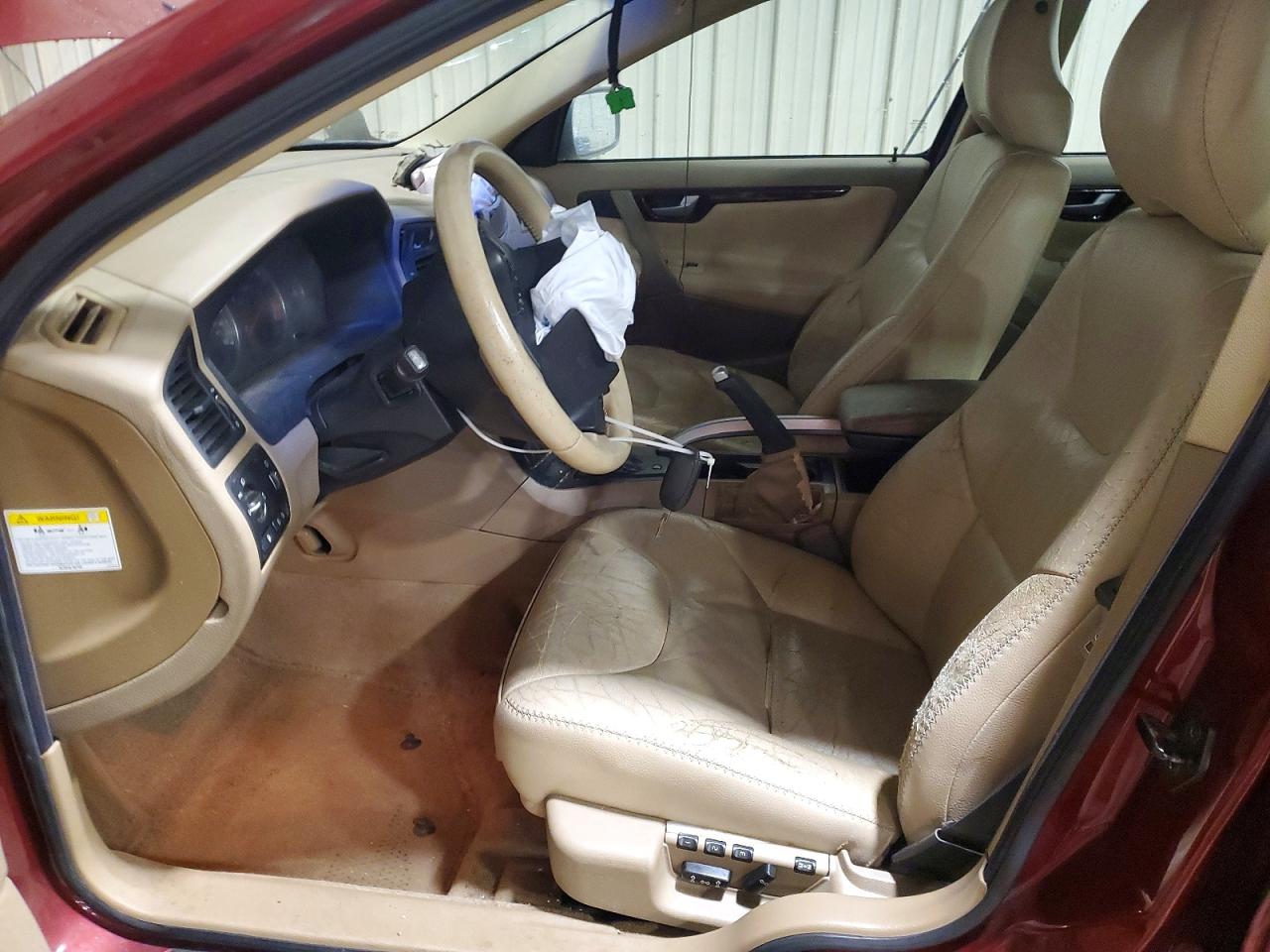 YV1SZ59H841138240 · 2004 VOLVO XC70 · 7/14