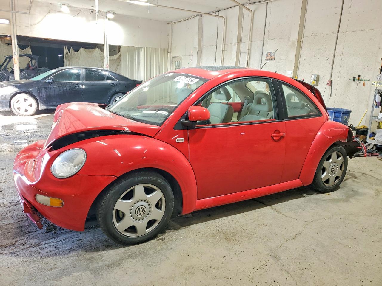 3VWCA21C1YM486340 · 2000 VOLKSWAGEN NEW BEETLE
