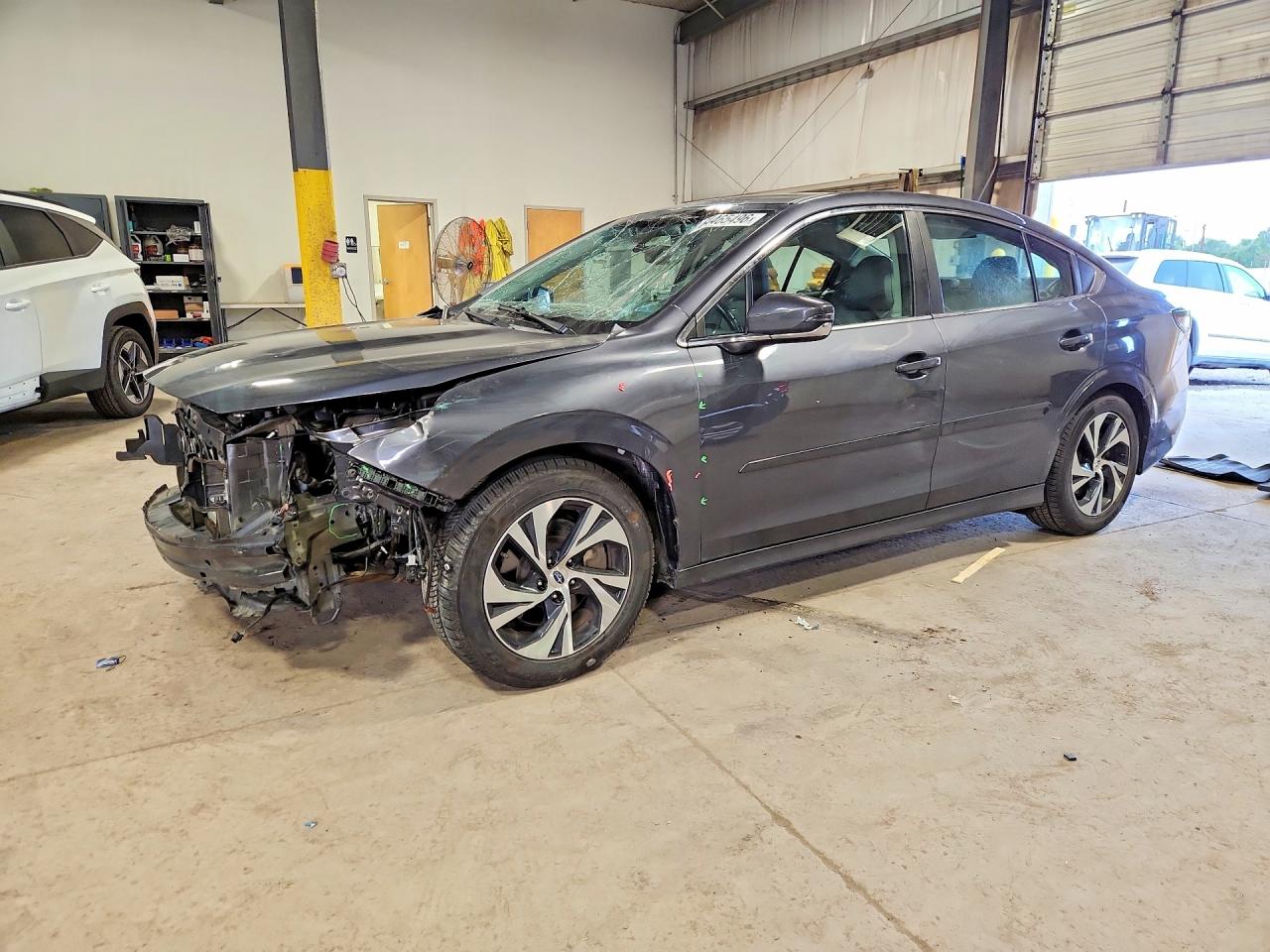 4S3BWAC68N3005773 · 2022 SUBARU LEGACY