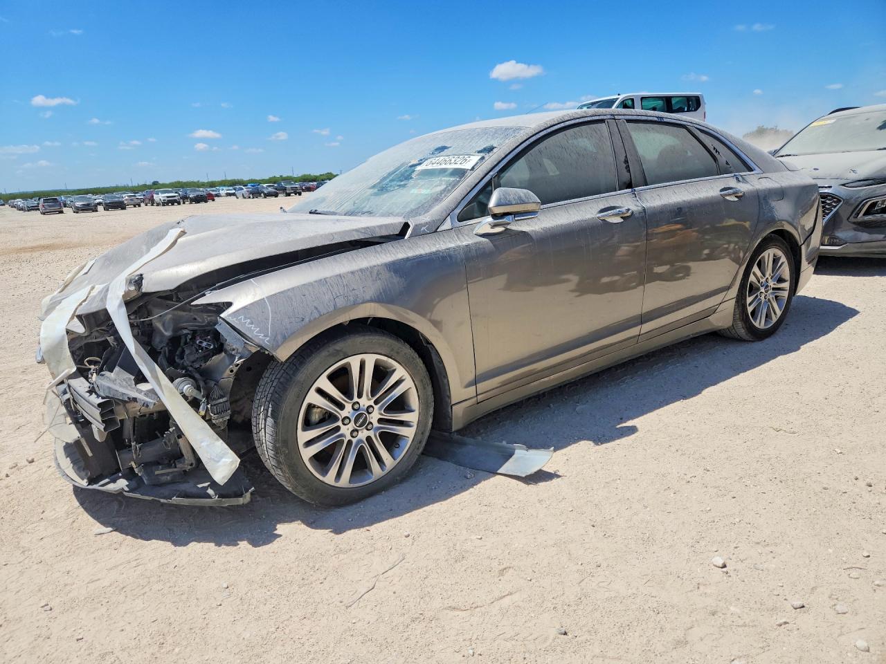 3LN6L2GK8FR624976 · 2015 LINCOLN MKZ