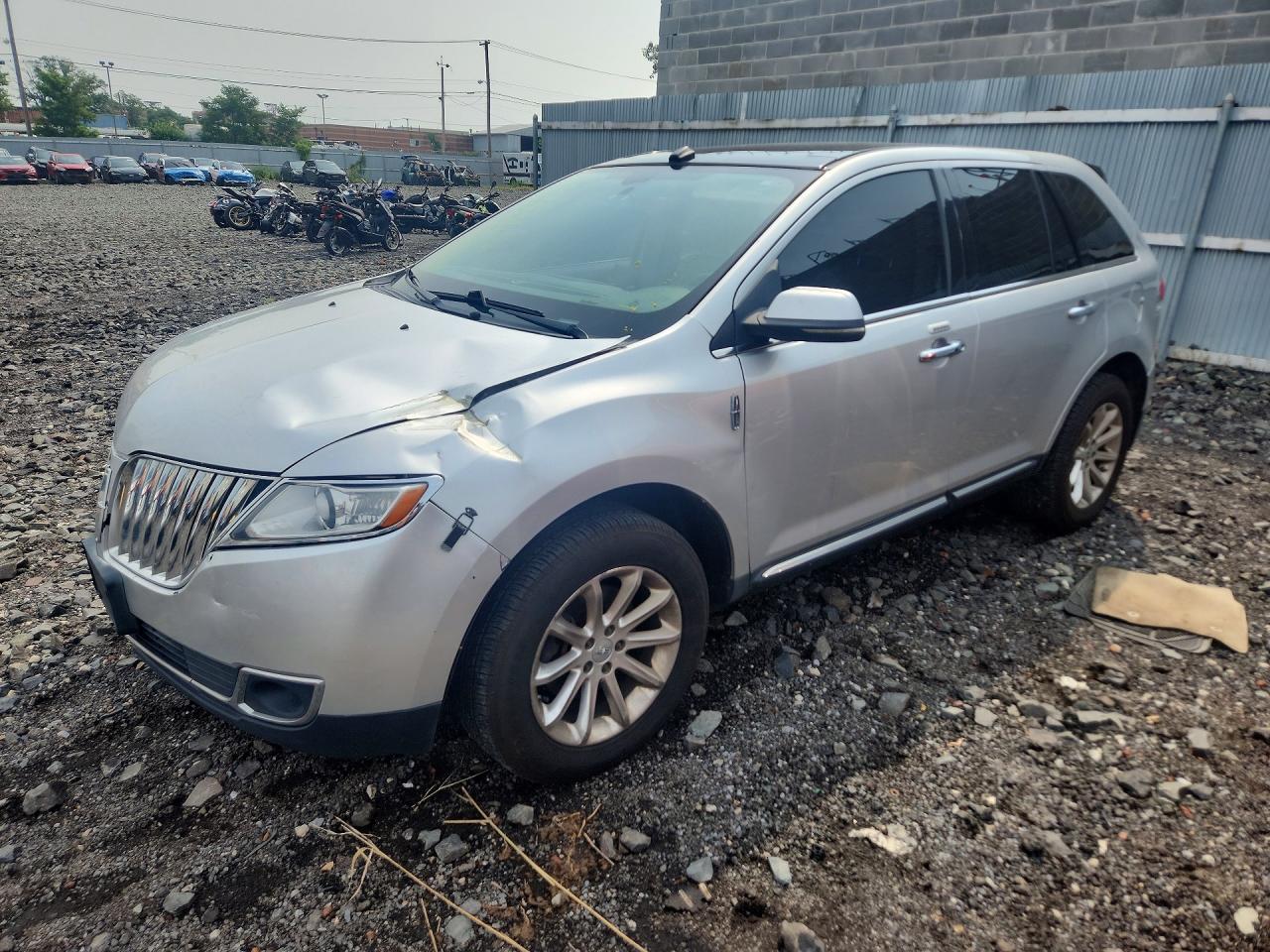2LMDJ8JK5CBL07714 · 2012 LINCOLN MKX