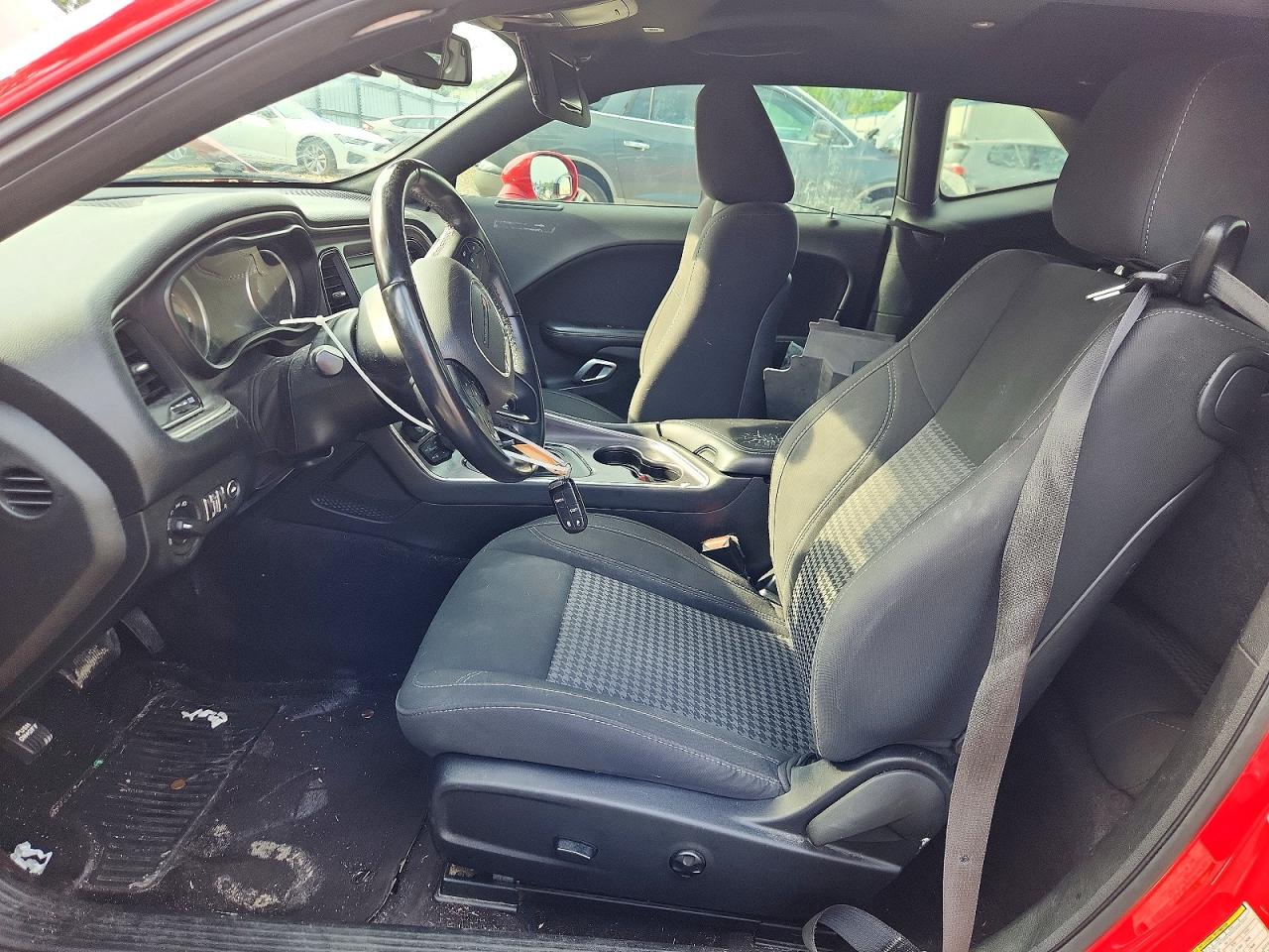 2C3CDZAG0JH231841 · 2018 DODGE CHALLENGER · 7/12