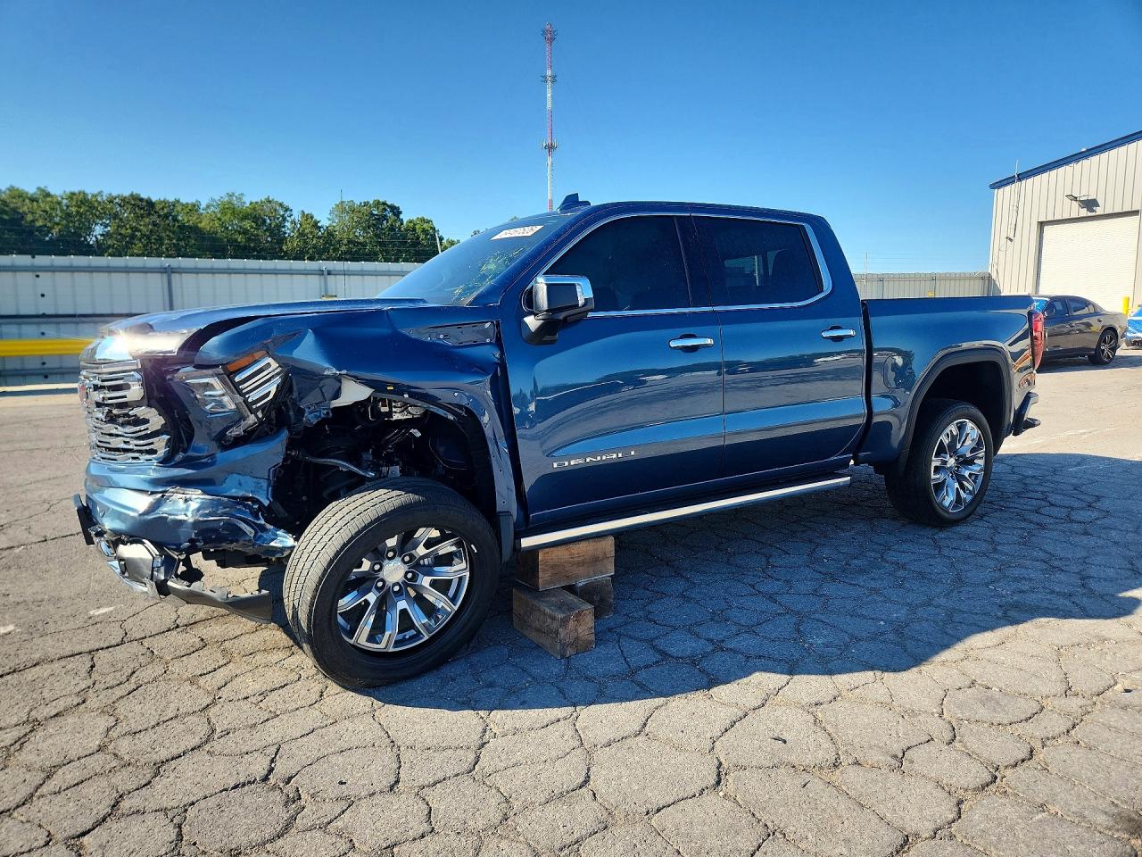 1GTUUGE81RZ213397 · 2024 GMC SIERRA