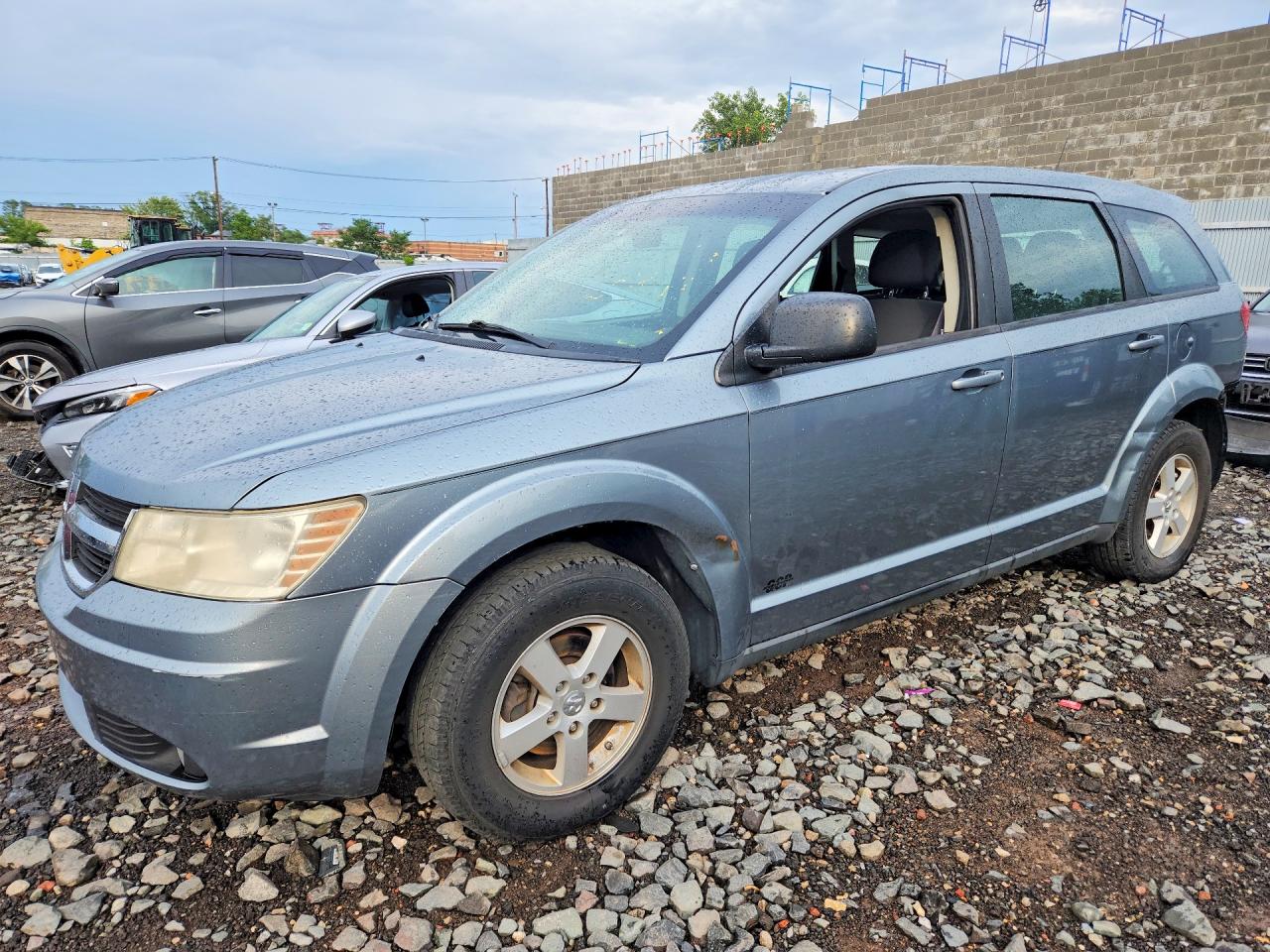 3D4PG4FB1AT257525 · 2010 DODGE JOURNEY