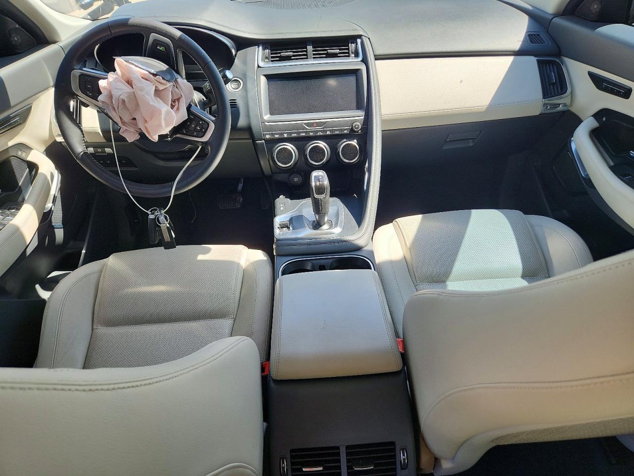 SADFP2FX5L1004344 · 2020 JAGUAR E-PACE · 8/14