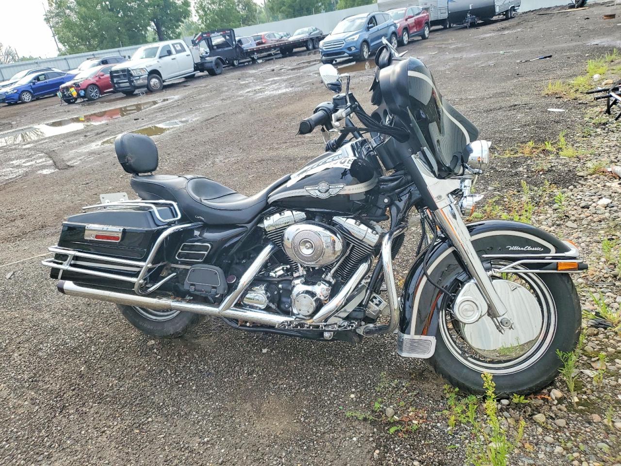 1HD1FCW103Y607069 · 2003 HARLEY-DAVIDSON FLHTCUI