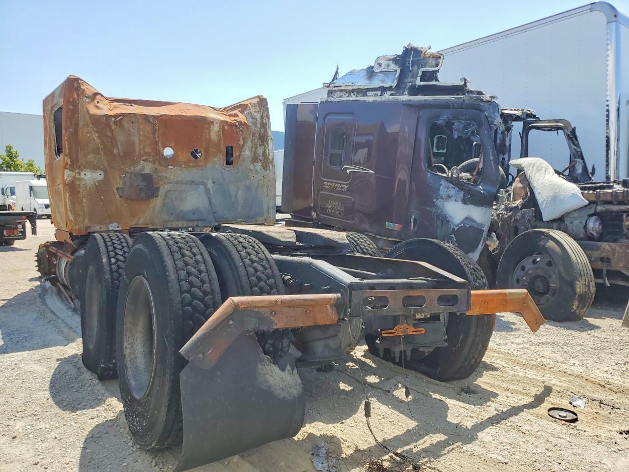 3HSDZAPR7RN553869 · 2024 INTERNATIONAL LT625 · 2/13