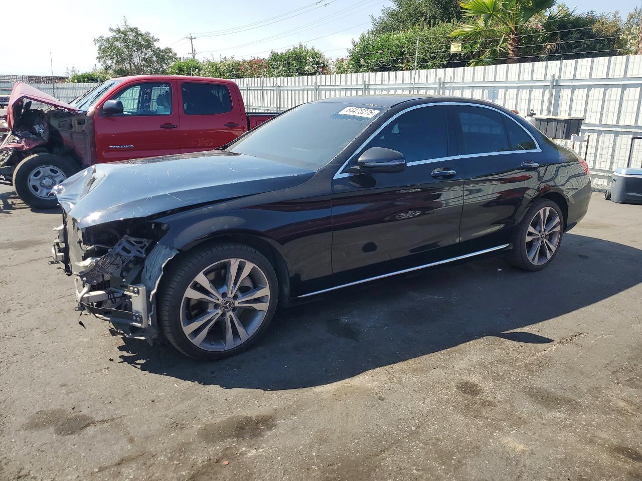 WDDWF8DB0KR462677 · 2019 MERCEDES-BENZ C