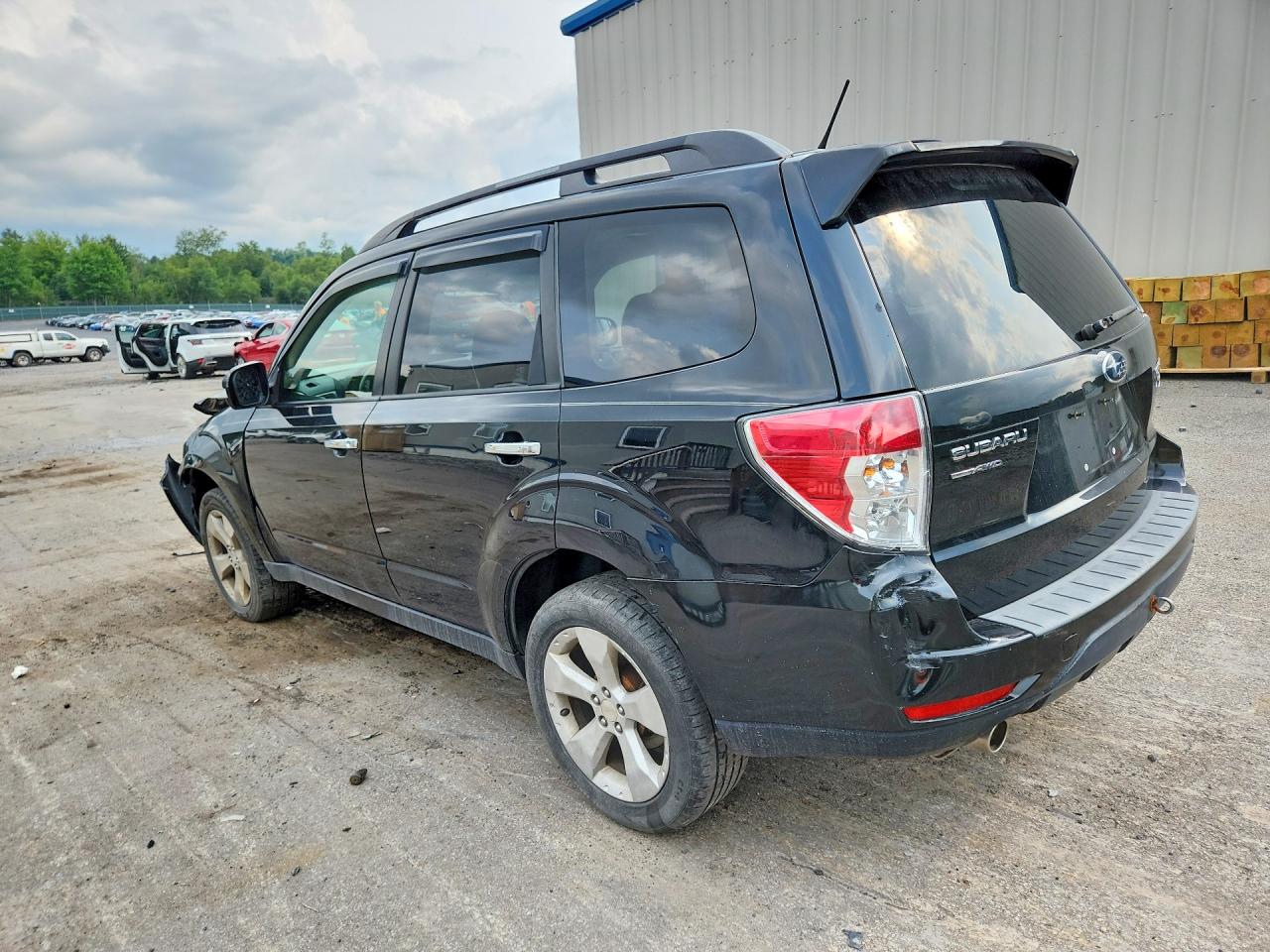 JF2SHGAC1CH415869 · 2012 SUBARU FORESTER · 2/14