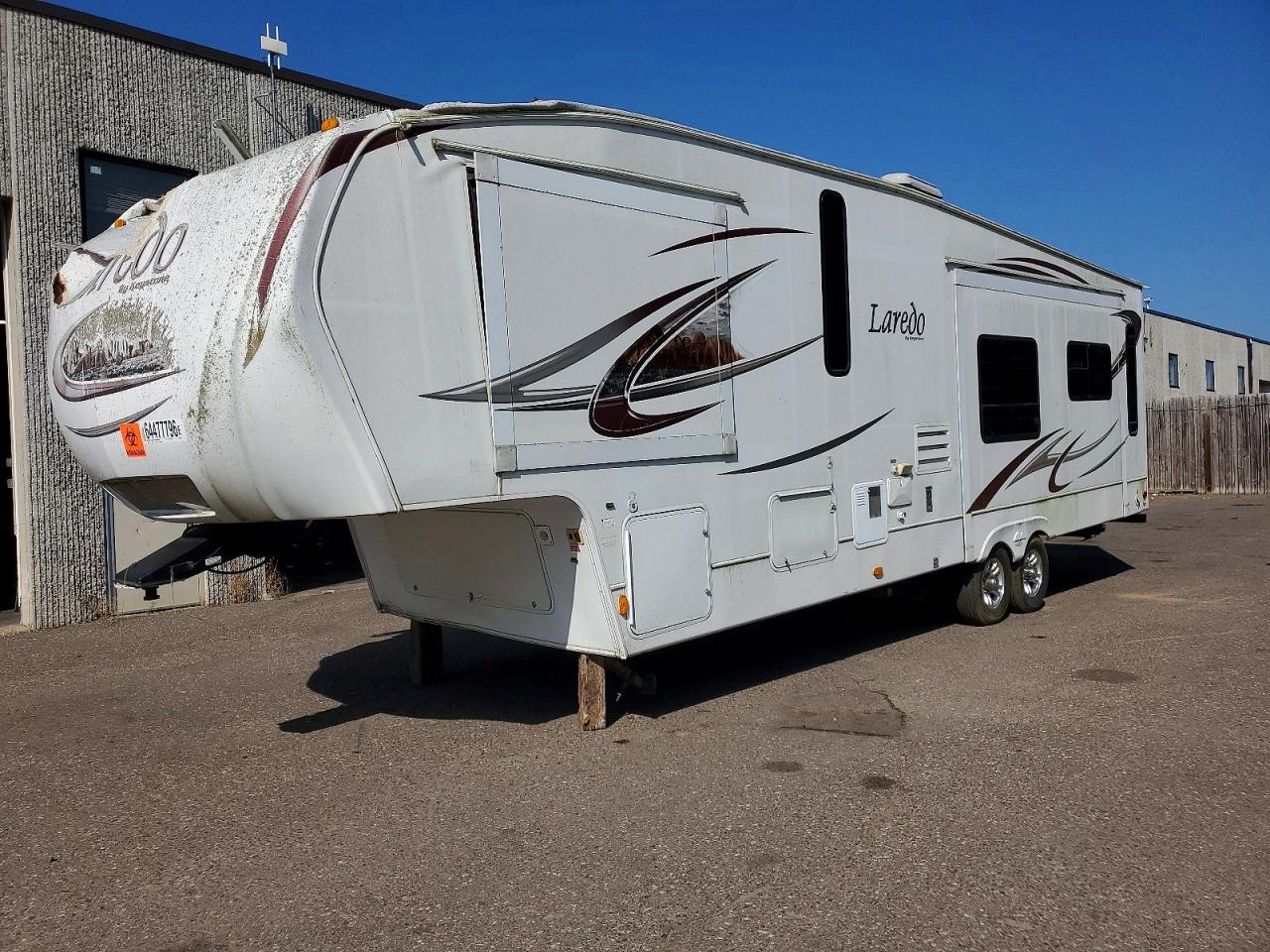 4YDF31628AE600587 · 2010 KEYSTONE LAREDO · 2/10
