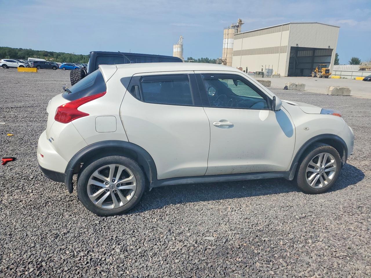 JN8AF5MV3DT227357 · 2013 NISSAN JUKE · 3/13