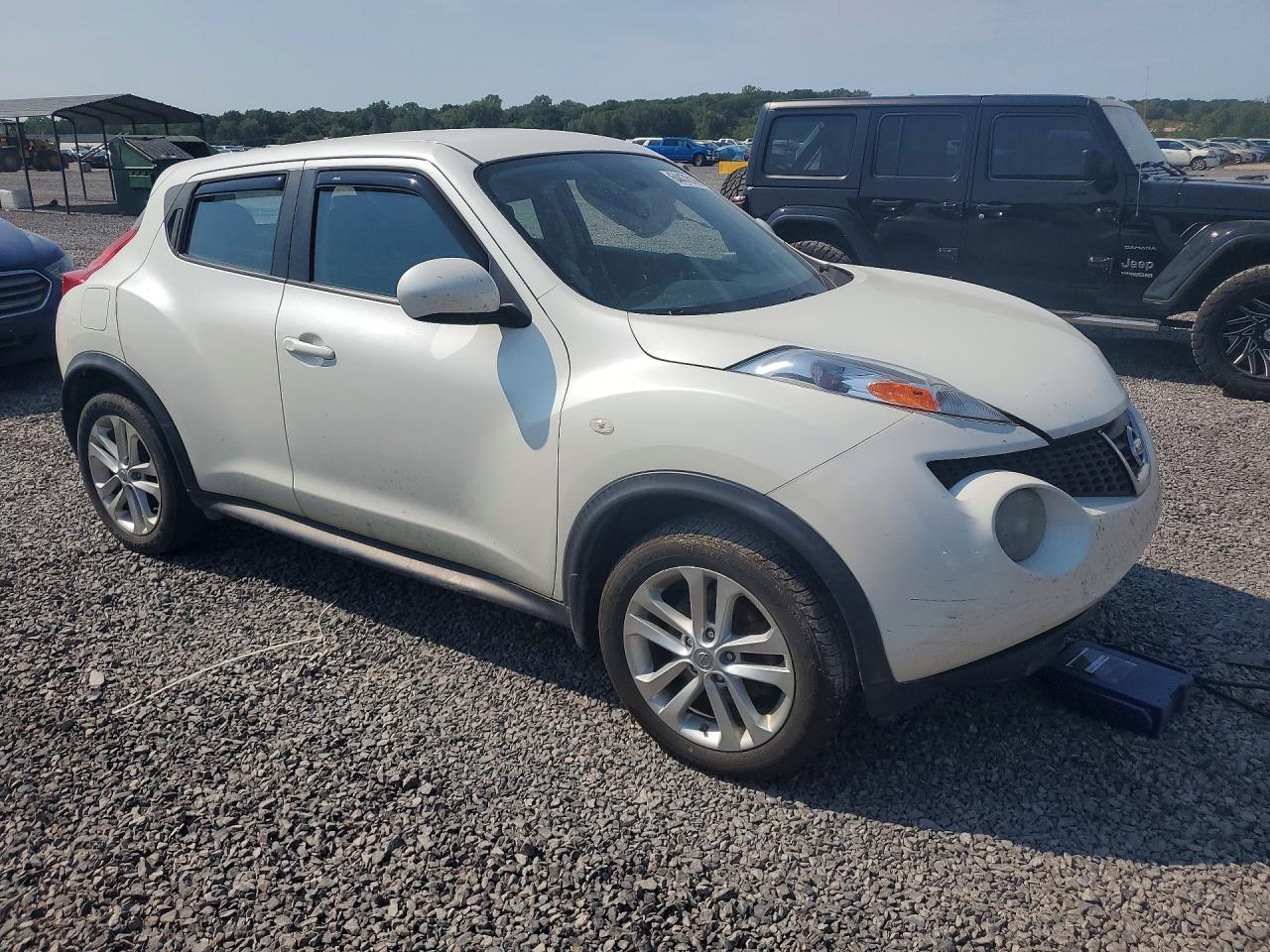 JN8AF5MV3DT227357 · 2013 NISSAN JUKE · 4/13