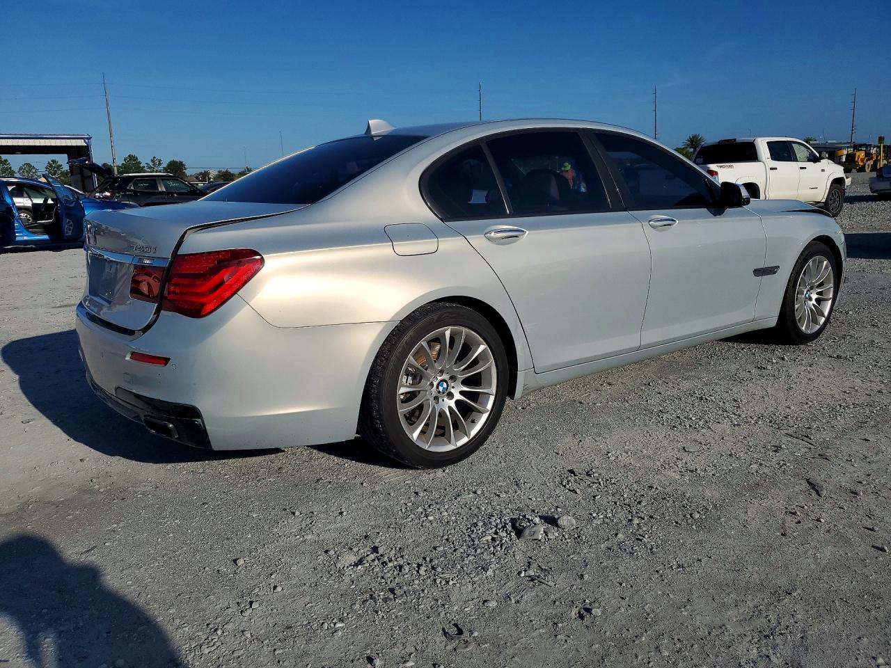 WBAYA6C52DD143876 · 2013 BMW 740 · 3/12