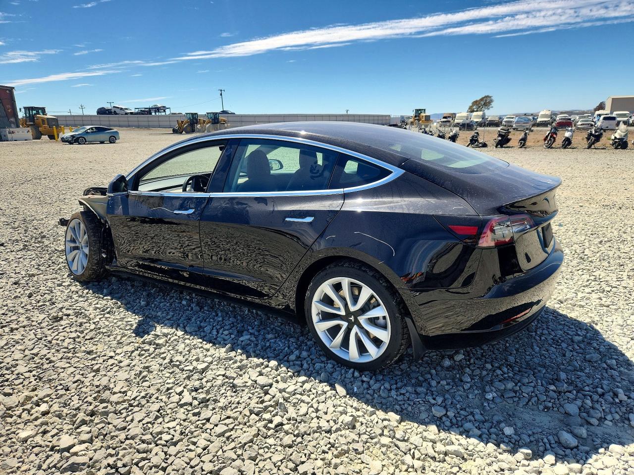 5YJ3E1EB9KF197057 · 2019 TESLA MODEL 3 · 2/13