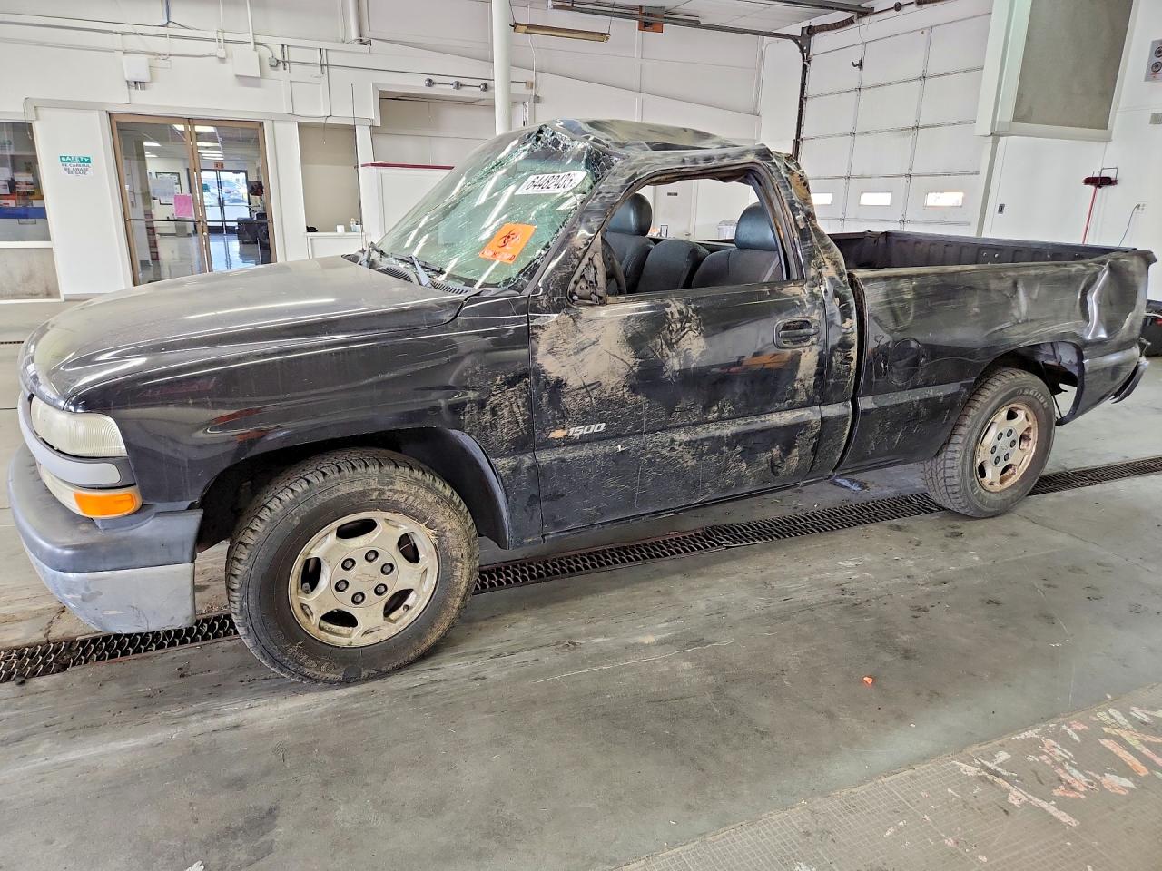 1GCEC14W81Z305826 · 2001 CHEVROLET SILVERADO