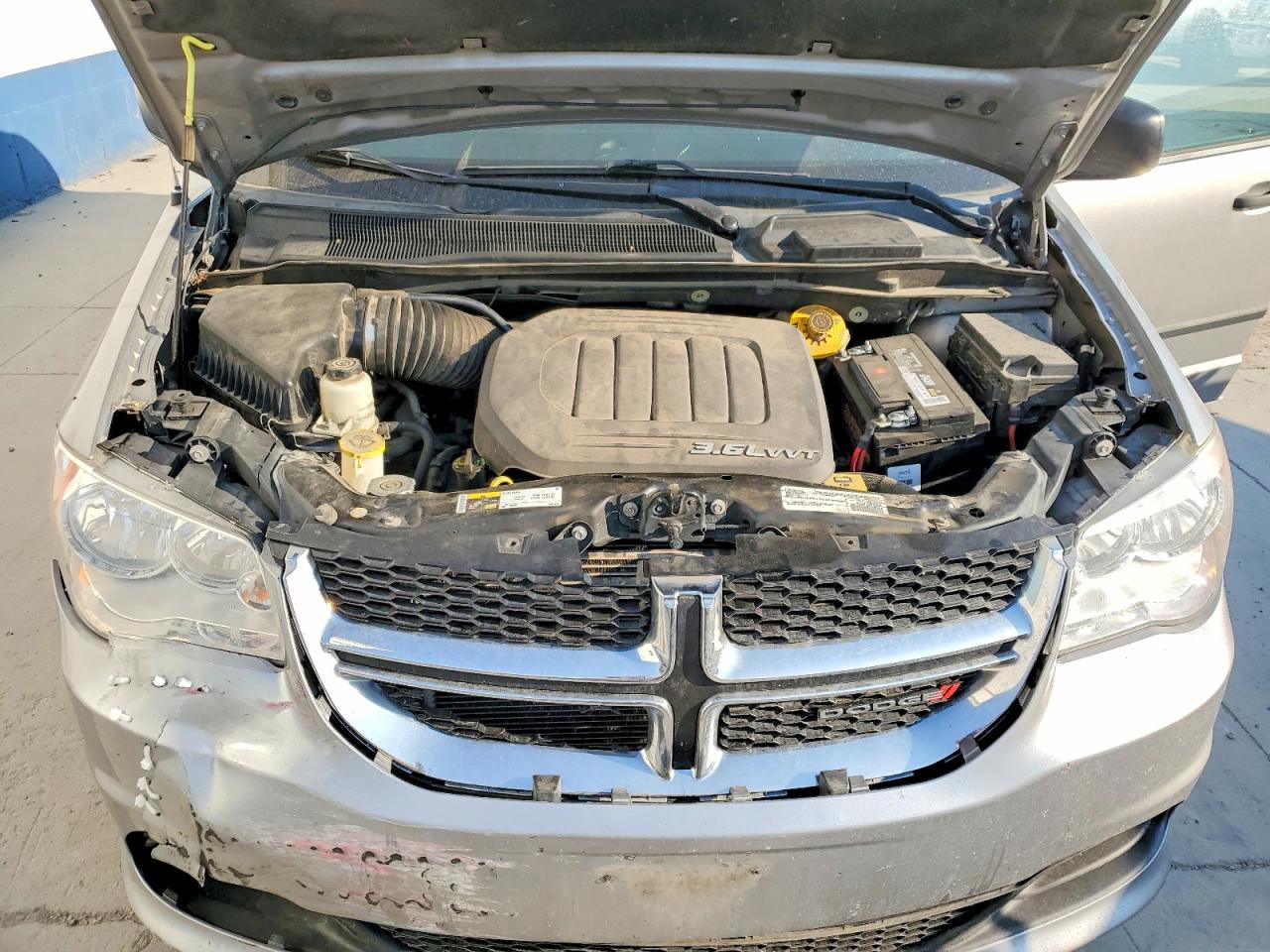 2C4RDGBG0GR309093 · 2016 DODGE GRAND CARAVAN · 11/12