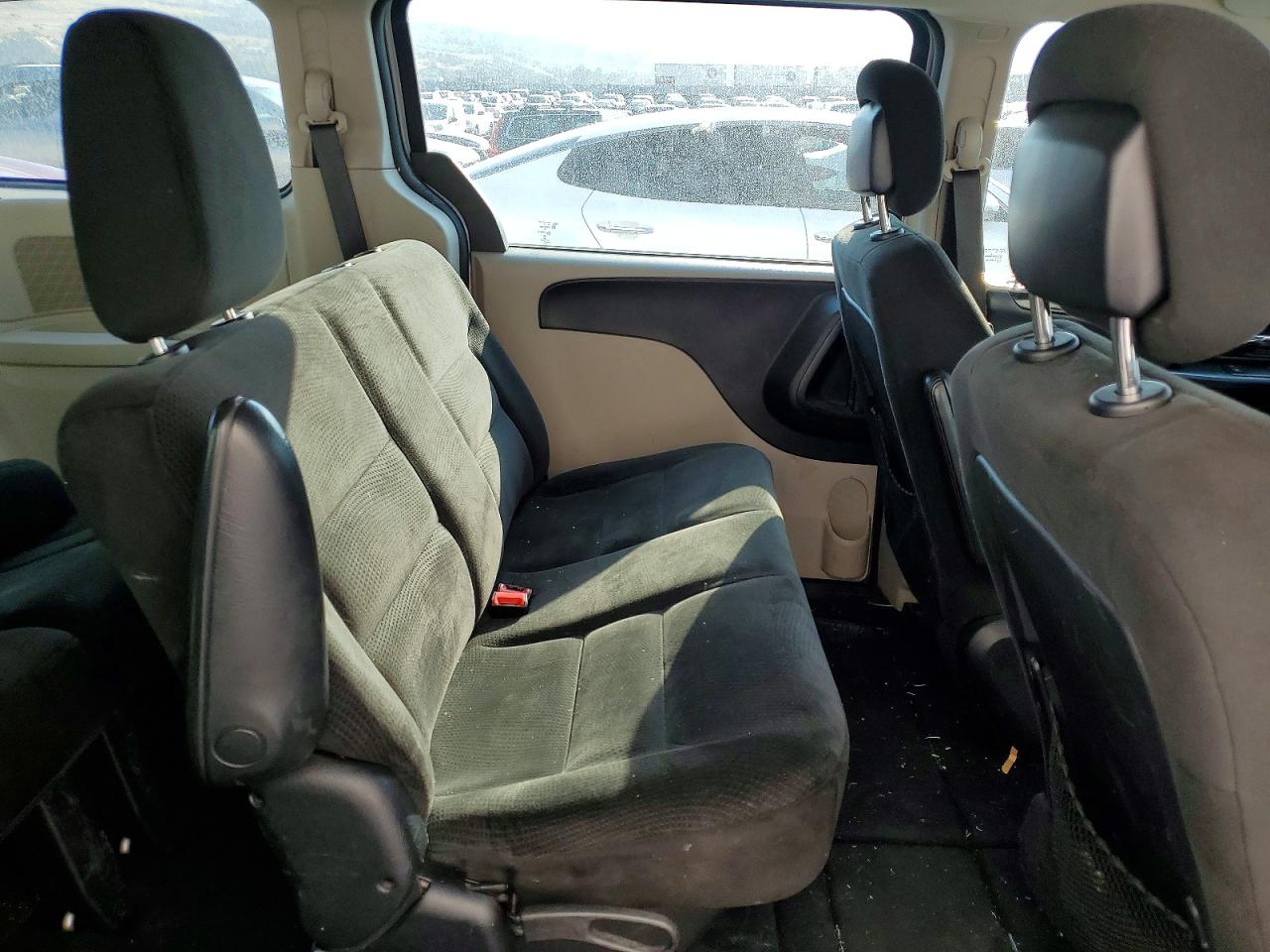 2C4RDGBG0GR309093 · 2016 DODGE GRAND CARAVAN · 10/12