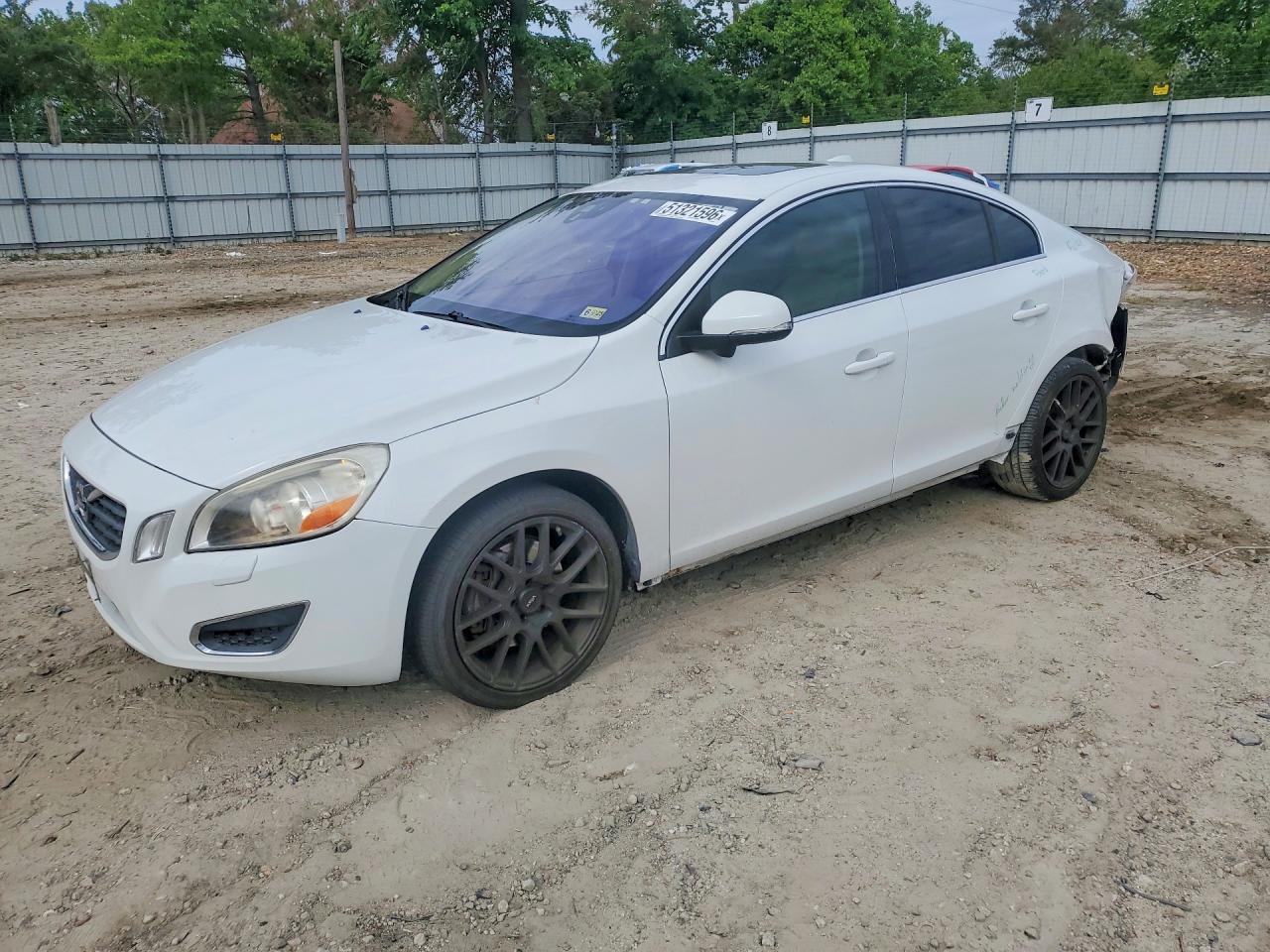 YV1612FS1D1226585 · 2013 VOLVO S60